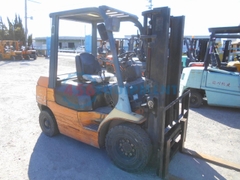 Xe Nâng Dầu 2.5 Tấn Toyota 7FD25/ 32014 (Năm 2004)