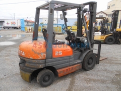 Xe nâng dầu 2.5 tấn Toyota 6FD25/38931 - Đỉnh cao độ bền từ dòng đời -6