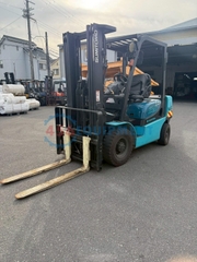 Xe nâng dầu 2.5 tấn Sumitomo 11FD25PAX98D/D2L-00734 năm 2008