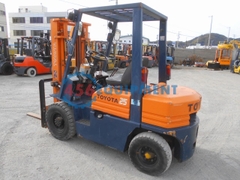 Xe Nâng Dầu 2.5 Tấn TOYOTA 5FD25/55775