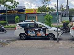 Dán decal xe Taxi