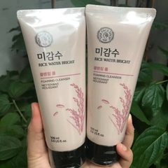 Sữa rửa mặt gạo giúp dưỡng trắng da The Faceshop Rice Water Bright Facial Foaming Cleanser 150ml