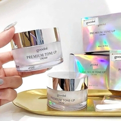 Kem Ốc Sên Dưỡng Trắng Da Nâng Tone Cấp Ẩm Dr Michela Snail Tone Up Cream Whitening Anti-wrinkle Hàn Quốc 30g