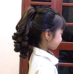 [SỈ TÓC GIẢ] Tóc Giả Ngoạm Xoăn Ngắn 25-30Cm/ Ngoạm Tóc Giả Cho Bé – Kẹp Ngoạm Nhanh Gọn, Tóc Tơ Cao Cấp Như Thật Dễ Sử Dụng