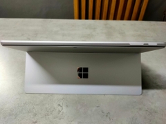 Surface Pro 9 i5 8GB 128GB (Platinum) like new