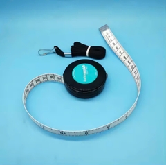 Thước cuộn D104 bản to tự rút 150cm | 60in