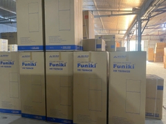 Tủ lạnh cánh kính Funiki Inverter HR T8286GB 286 lít