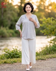 25112 - V-NECK HALF SLEEVE TOPS BLENDING EMBROIDERED PATTERN