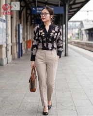 25124 - Embroidered Floral with Elegant Stand-up Collar
