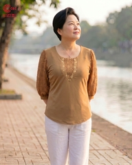 25148 - Elegant Dolman Sleeves with Lace and Leaf Embroidery Decoration