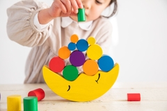 Cho thuê set Mặt trăng thăng bằng