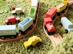 Set đồ chơi phương tiện giao thông (Tàu hỏa 4 toa và 4 ô tô)