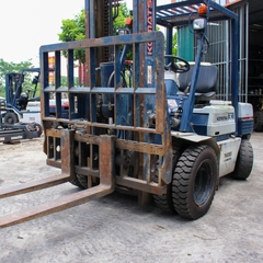 Xe nâng dầu Komatsu Nhật Bãi 3 Tấn FD30-11