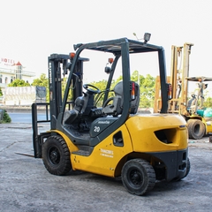 Xe nâng dầu Komatsu Nhật Bãi 2 Tấn FD20T-17