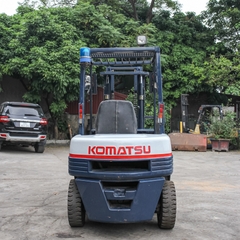 Xe nâng dầu Komatsu Nhật Bãi 2,5 Tấn FD25-11