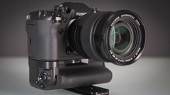 Fujifilm X-H1 Grip + 16-55mm f/2.8 R LM WR - Chính hãng