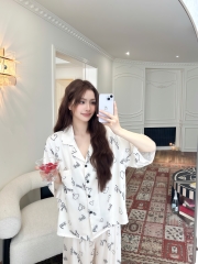 Tnqd cánh dơi chữ Trắng