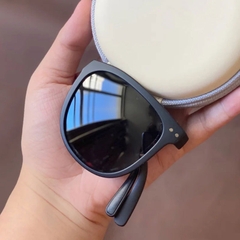 Kính mát gấp có hộp