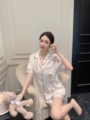 Đùi gấu trắng