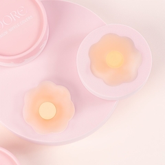 Hộp dán ngực Adore 3c