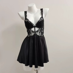 Váy 2 dây ren sexy Đen Kem