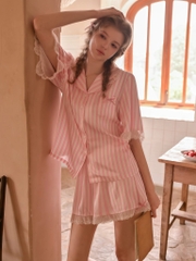 Đùi sọc hồng nơ