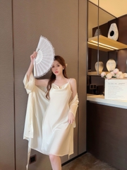 SAC Váy cổ đỗ