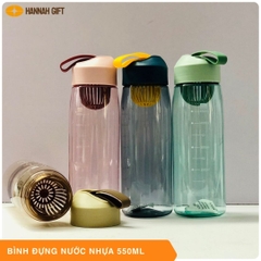 QUÀ TẶNG BÌNH NƯỚC NHỰA – TIỆN LỢI, TRẺ TRUNG, GIÁ TỐT