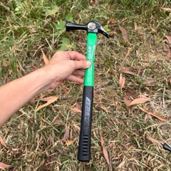 Búa Đóng Đinh Nội Địa Nhật 700g Cán Dài 38cm Đế Có Gân Chống Trượt Cán Bọc Cao Su Êm Ái Thép Rèn Nguyên Khối Bền Bỉ