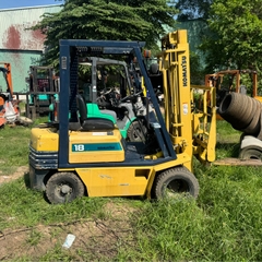 Xe Nâng Komatsu 1.8 tấn Ngã Đổ Lốp Đôi