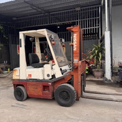 Xe nâng TCM 1.5 tấn Xăng