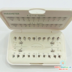 Mắc cài kim loại tự khóa HanOrtho (tự buộc) (MUA 10 TẶNG 1)