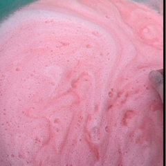 (Tặng xịt thơm ) Combo 20 lít gồm 10 lít nước giặt + 10 lít nước rửa chén . Tự pha tiết kiệm chi phí, làm sạch quần áo chén bát cho gia đình nội trợ, nhà hàng quán ăn , khách sạn