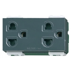 [Panasonic] Ổ cắm đôi có màn che và dây nối đất, 16A 250V~