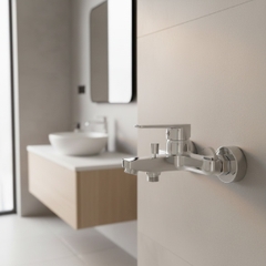 [Luxta] Vòi sen nóng lạnh (Bao gồm dây và tay sen, chân S nhỏ) L2223SN +T11