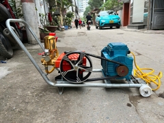 Máy rửa xe dây đai 3kw Tokawa piston sứ