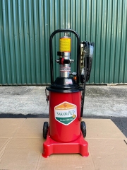 Máy Bơm Mỡ 15L Nakawa BM-15L