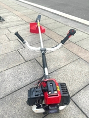 Máy cắt cỏ 2 thì Huqama CS430