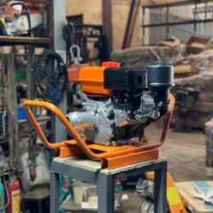 Máy Đầm Dùi Chạy Xăng 6.5Hp Lifan 200