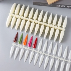 Bịch Móng Tập Sơn (10 vỉ 240 móng) - Form Nhọn