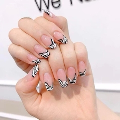 Gel Vẽ Đen / Trắng Fengshangmei 8g