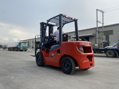 Xe nâng 3 tấn K2 HELI