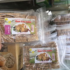 Bánh quy gạo lứt mầm Ngok Linh 300g
