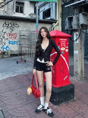 Slyna Short