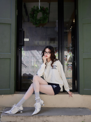 The Ivy Short