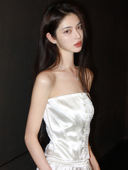 Bloom water top