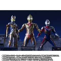 S.H.Figuarts Glitter Trigger Eternity