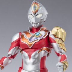 S.H.Figuarts Ultraman Decker Strong Type