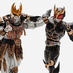 S.H.Figuarts (SHINKOCCHOU SEIHOU) Kamen Rider Kuuga Kurogatake Deadly Battle Set