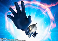 S.H.Figuarts Ultraman Cosmos Luna Mode